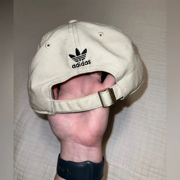 SOLD - Adidas Black and Cream Cap - Picture 6 of 10